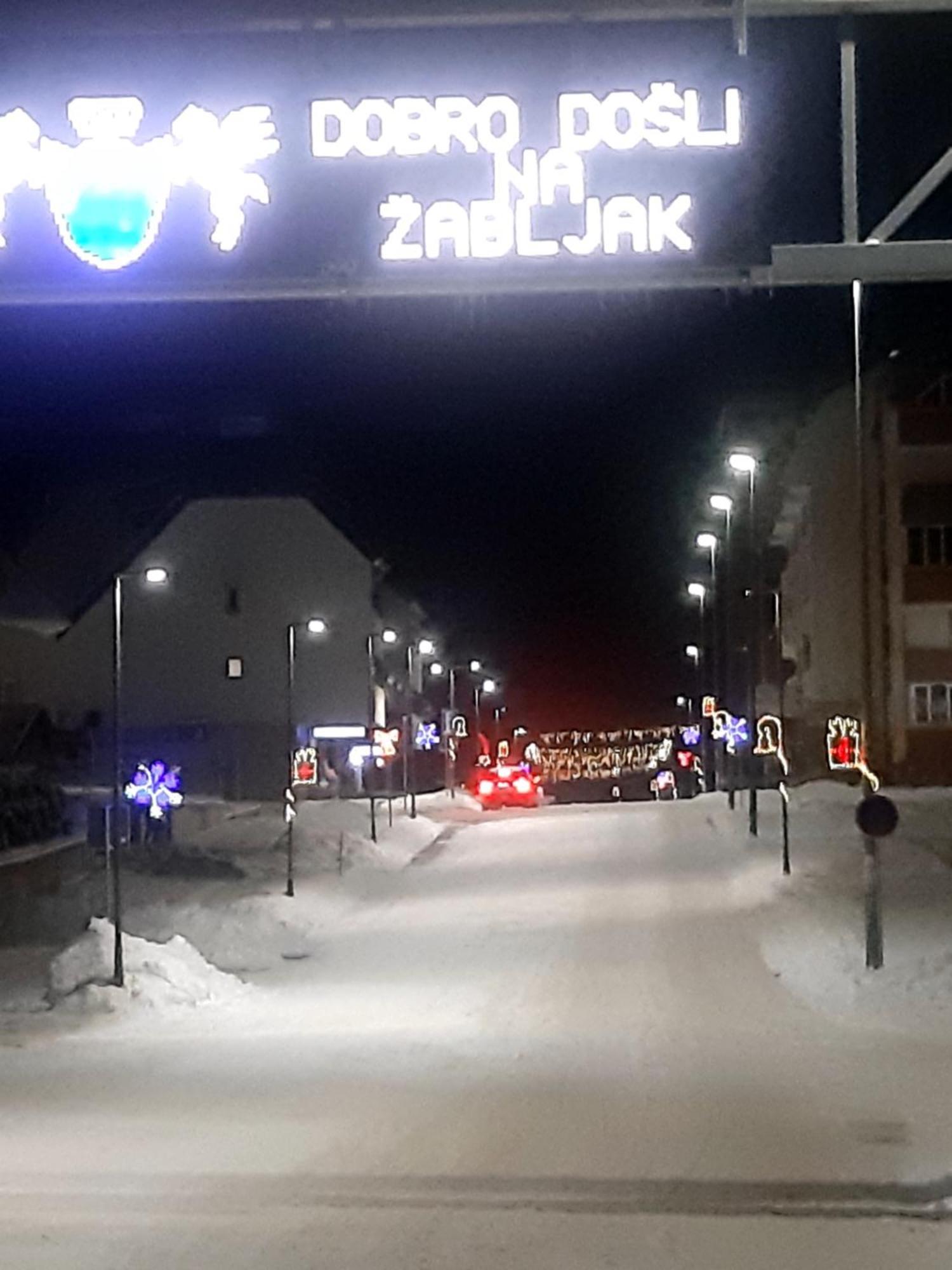 Holiday Home Apartman Aco Zabljak  Luaran gambar